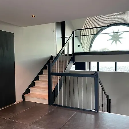 Villa Unikt Med Stor Privat Brygge *